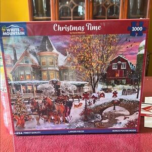 White Mountain Red and White Christmas Puzzle 1000 Pieces